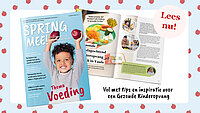 Afbeelding met een cover van een magazine en een opengeslagen pagina van een magazine met tekst in een rondje: lees nu! en tekst onderin met 'Vol met tips en inspiratie voor een Gezonde Kinderopvang' 